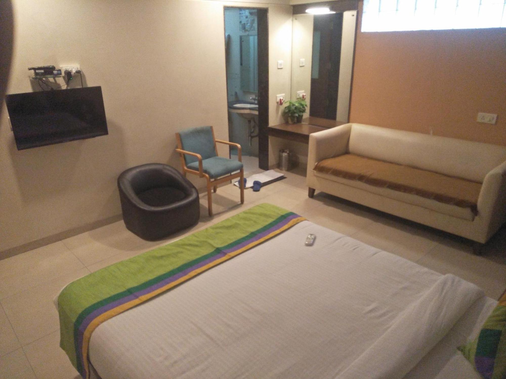 Treebo Trend Hotel Basera Pune Dış mekan fotoğraf